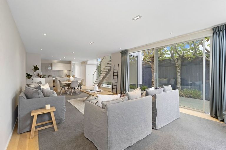 Photo of property in 70 Office Road, Merivale, Christchurch, 8014