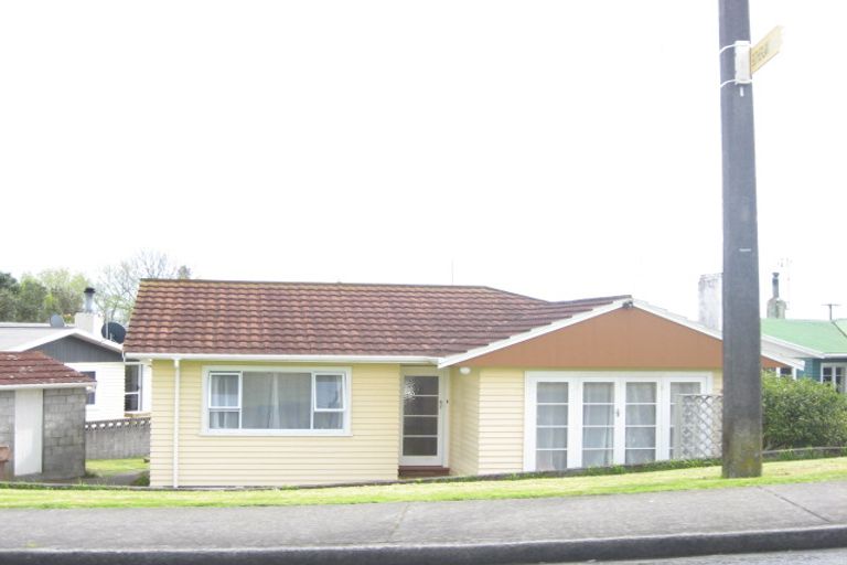 Photo of property in 260 Frankley Road, Ferndale, New Plymouth, 4310