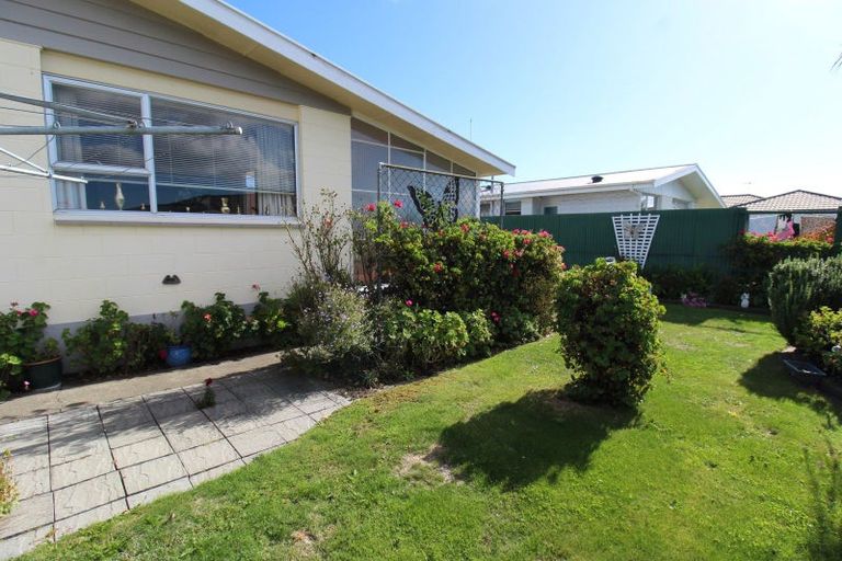 Photo of property in 2/71 Weld Street, Redwoodtown, Blenheim, 7201