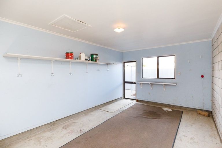 Photo of property in 53b Chatsworth Place, Highbury, Palmerston North, 4412