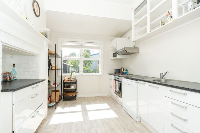 Photo of property in 135 Galloway Street, Hamilton East, Hamilton, 3216