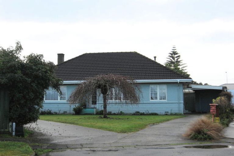 Photo of property in 1 Williams Place, Fairfield, Hamilton, 3214