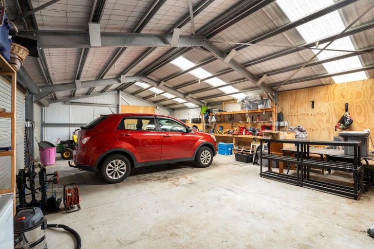 Photo of property in 31 Kaihihi Road, Okato, New Plymouth, 4381