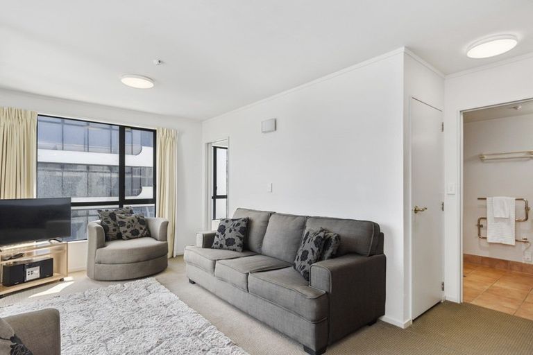 Photo of property in 401/23 Maunganui Road, Mount Maunganui, 3116