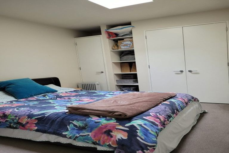 Photo of property in 1/25 Home Street, Mount Victoria, Wellington, 6011