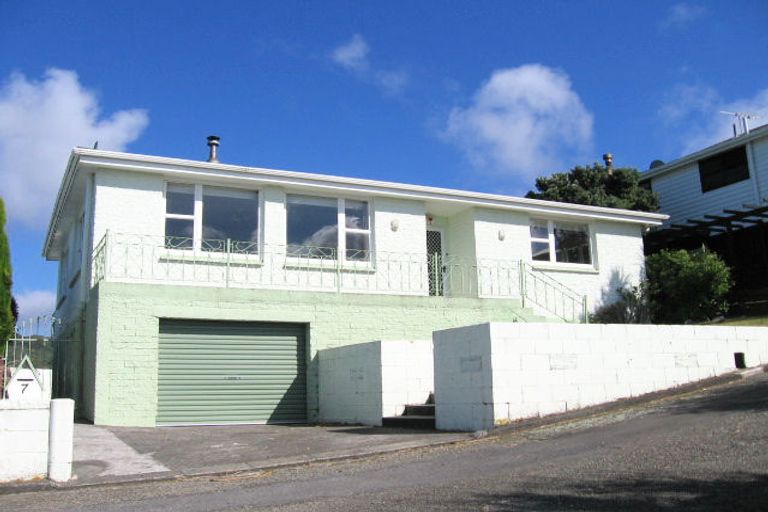 Photo of property in 7 Manitoba Place, Kingston, Wellington, 6021