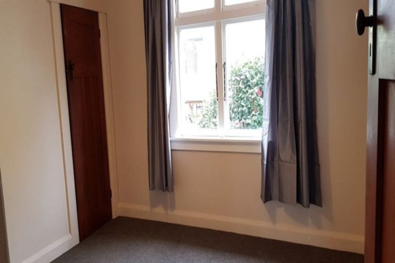 Photo of property in 22 Ngaio Street, Strandon, New Plymouth, 4312