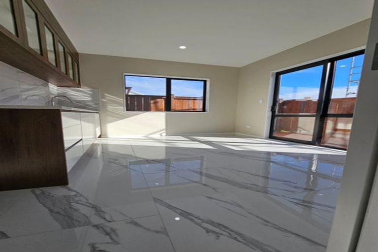 Photo of property in 6 Ritetai Street, Clarks Beach, 2122