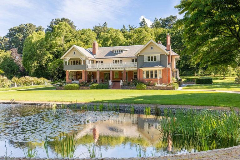 Photo of property in Racecourse Hill Homestead, 3979 West Coast Road, Darfield, 7571