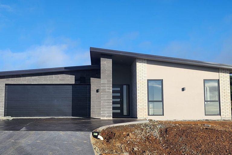 Photo of property in 48 Rock Ridge Drive, Te Kamo, Whangarei, 0112