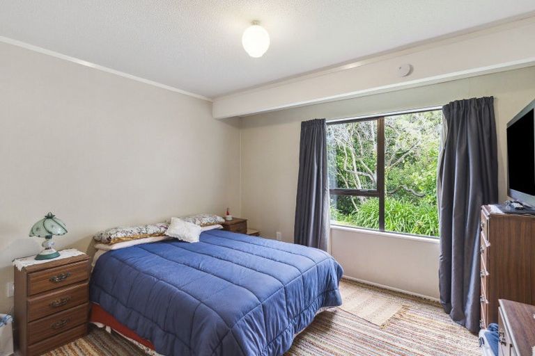 Photo of property in 66 Renown Road, Raumati South, Paraparaumu, 5032