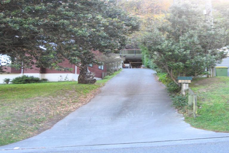 Photo of property in 17 Totara Street, Eastbourne, Lower Hutt, 5013