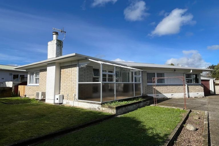 Photo of property in 4 Cargill Street, Levin, 5510