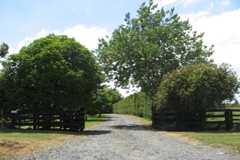 Photo of property in 112 Ellett Road, Karaka, Papakura, 2580