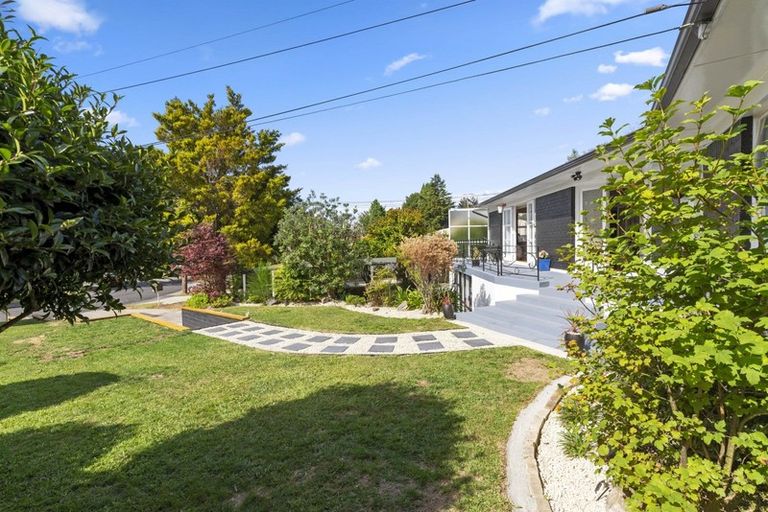 Photo of property in 22 Wharepaina Crescent, Springfield, Rotorua, 3015