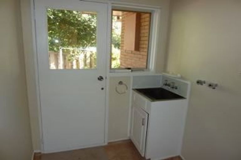 Photo of property in 8e Ihaka Street, Hokowhitu, Palmerston North, 4410