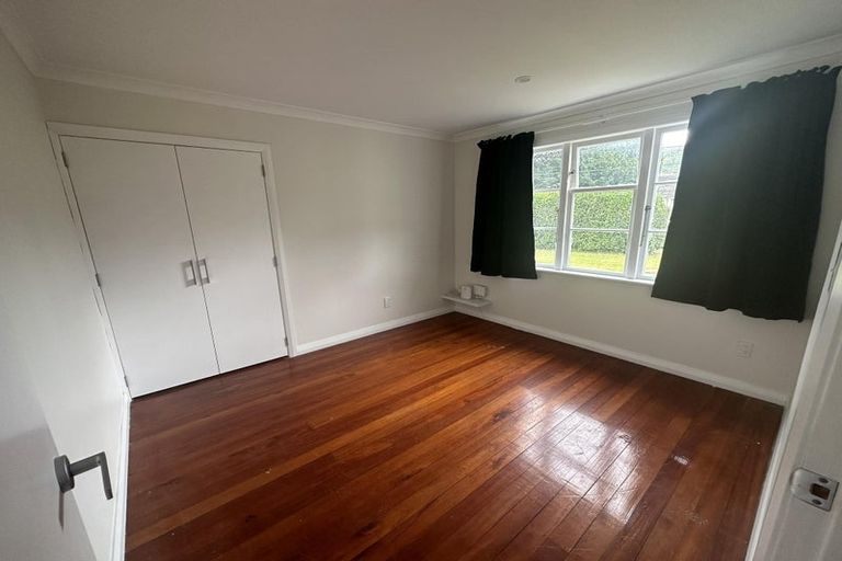 Photo of property in 14 Pearce Crescent, Taita, Lower Hutt, 5011