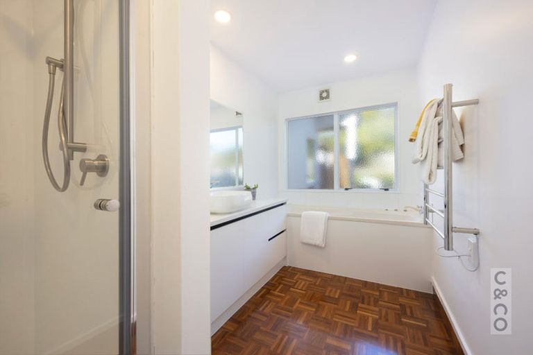 Photo of property in 4 Vintners Close, Huapai, Kumeu, 0810