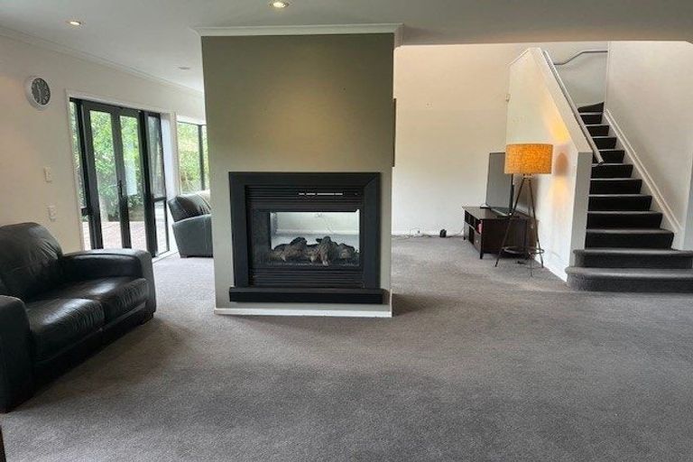 Photo of property in 62 Somerville Road, Shelly Park, Auckland, 2014