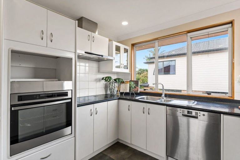 Photo of property in 231 Hobsonville Road, Hobsonville, Auckland, 0618