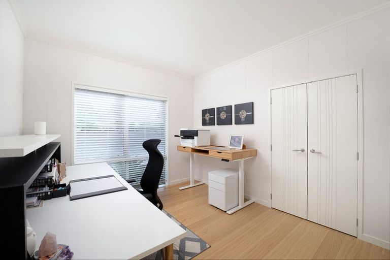 Photo of property in 7 Burgundy Park Avenue, Henderson, Auckland, 0612