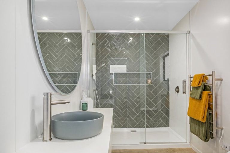 Photo of property in 27 Smithfield Road, Waikanae, 5391