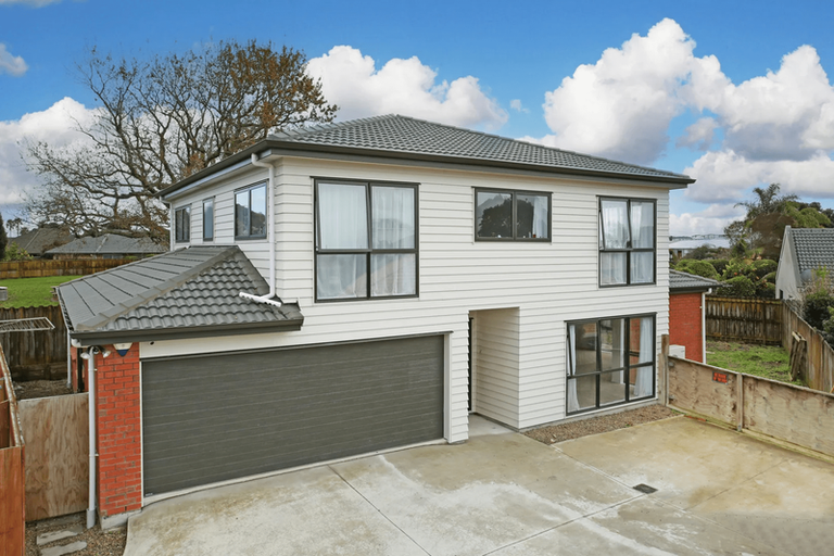 Photo of property in 112a Longford Park Drive, Takanini, 2112
