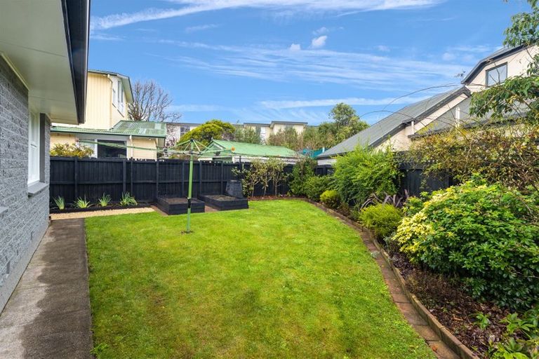 Photo of property in 8 Trist Place, Edgeware, Christchurch, 8013