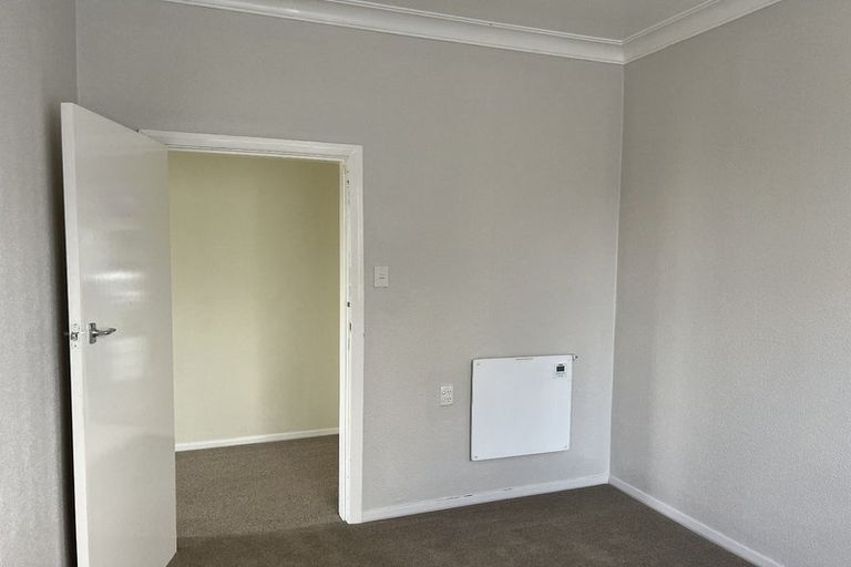 Photo of property in 28 Kings Drive, Levin, 5510