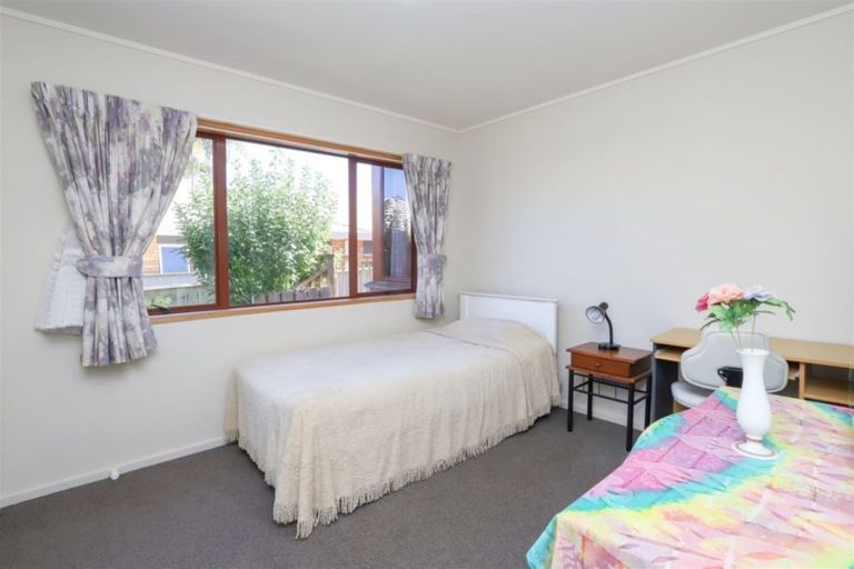Photo of property in 12 Parkview Avenue, Western Heights, Hamilton, 3200