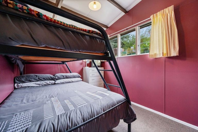 Photo of property in 32 Black Peak Road, Omarama, 9412