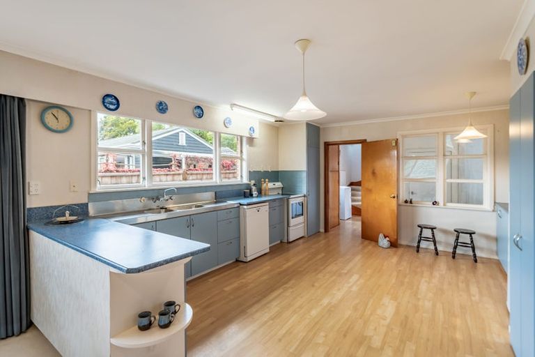 Photo of property in 22 Pempsey Street, Silverstream, Upper Hutt, 5019