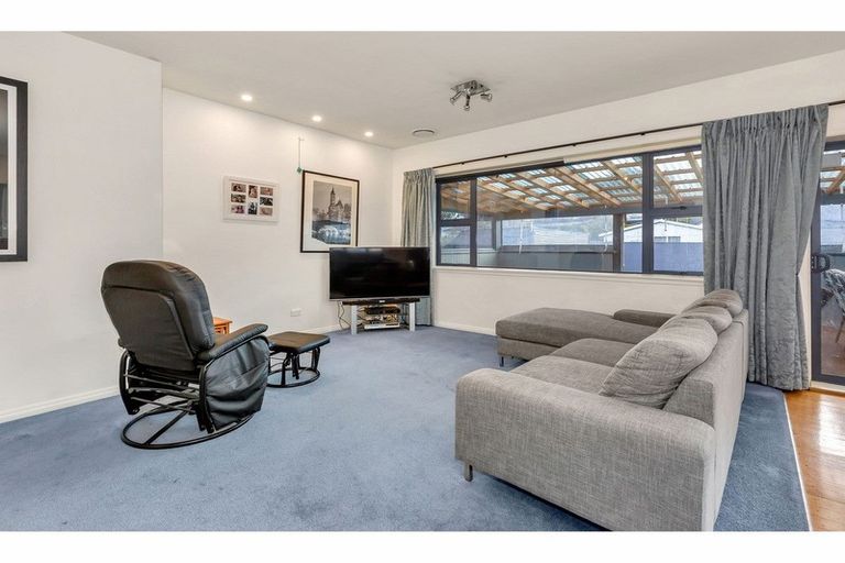 Photo of property in 27 Trinity Avenue, Epuni, Lower Hutt, 5011