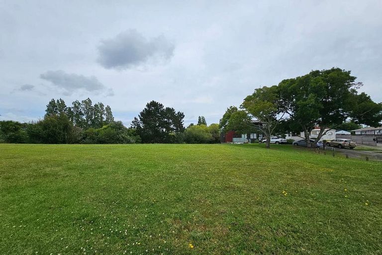 Photo of property in 15 Pixie Place, Pakuranga Heights, Auckland, 2010