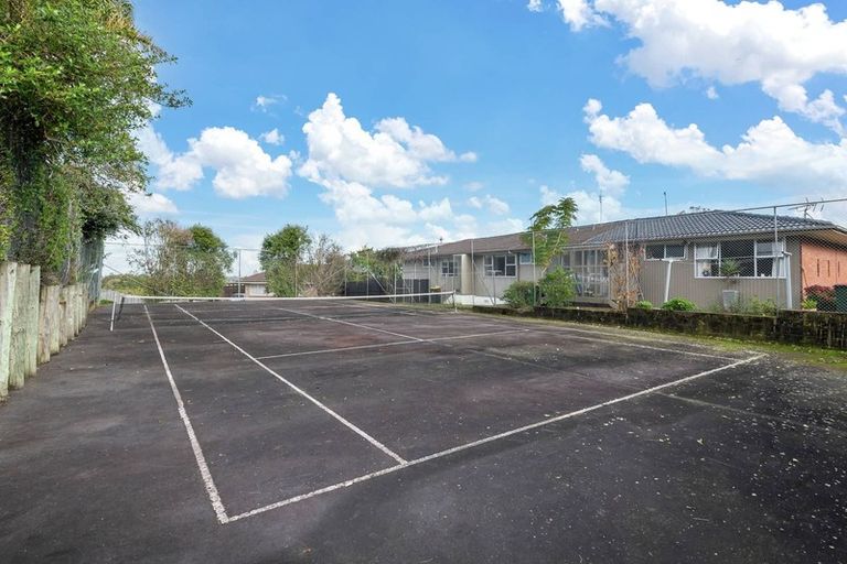 Photo of property in 2/35 Patons Road, Howick, Auckland, 2014