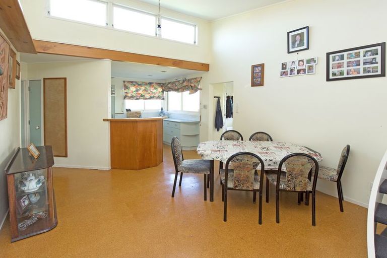 Photo of property in 30 Tiri Road, Manly, Whangaparaoa, 0930