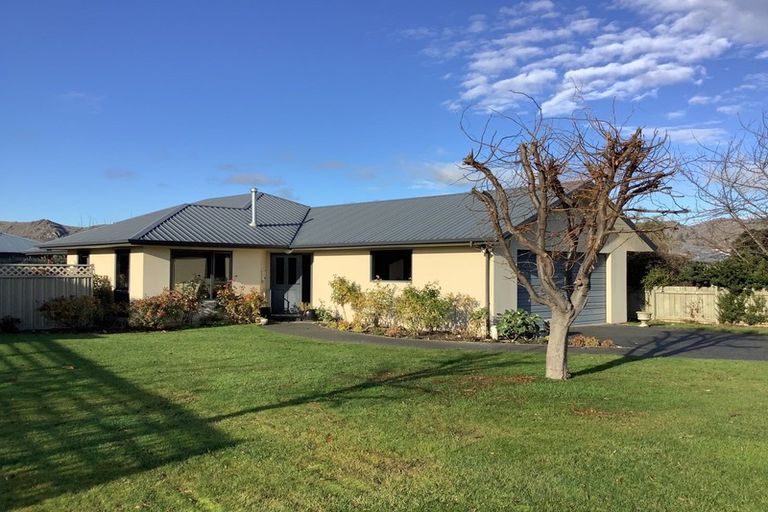 Photo of property in 9 Orchard Drive, Alexandra, 9320