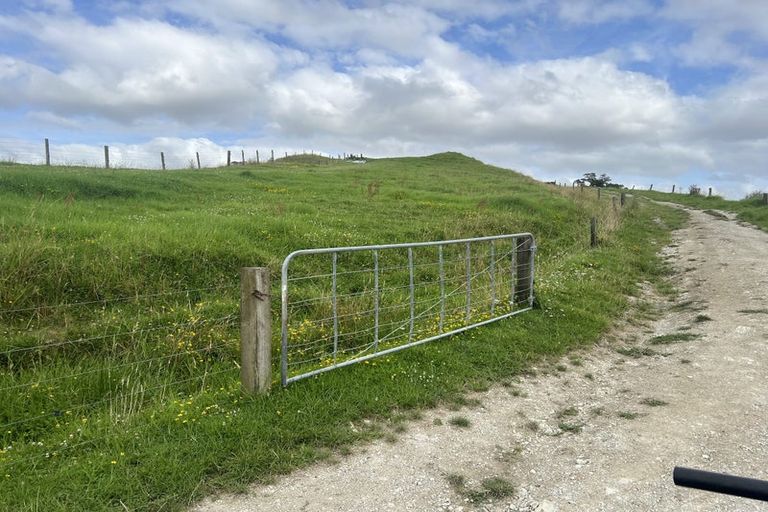 Photo of property in 492 Wairere Road, Paparoa, 0571