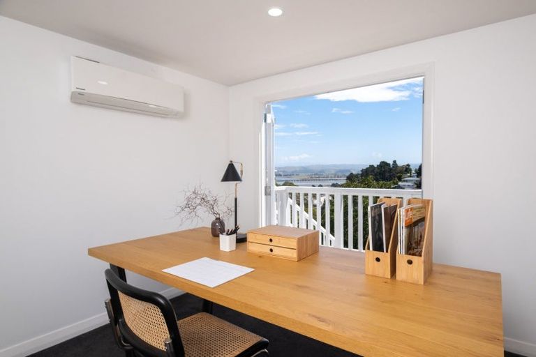 Photo of property in 44 Simla Terrace, Hospital Hill, Napier, 4110