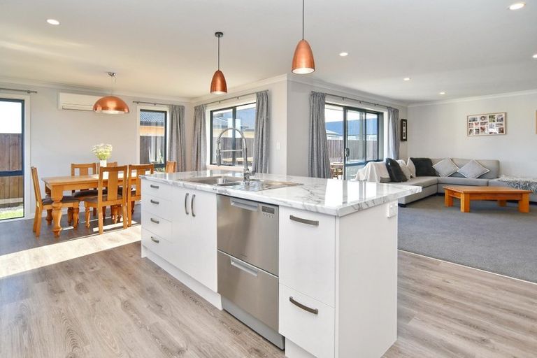 Photo of property in 8 Claremont Crescent, Amberley, 7410