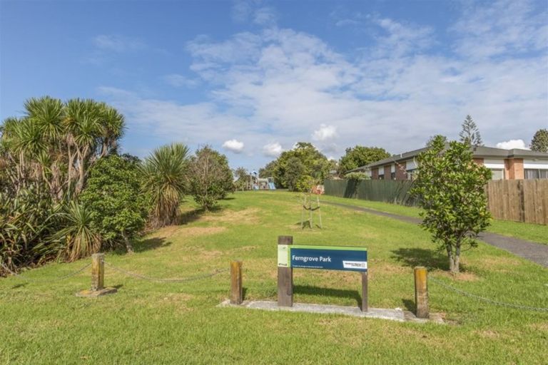 Photo of property in 11 Munroe Road, Ranui, Auckland, 0612