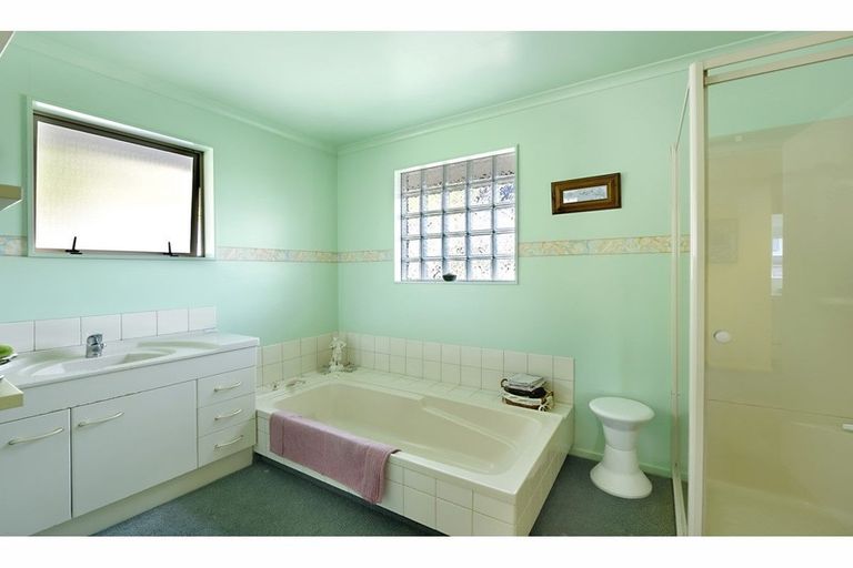 Photo of property in 12 Burrough Place, Enner Glynn, Nelson, 7011