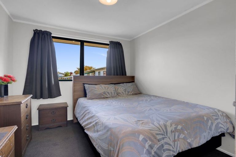 Photo of property in 5 Pringle Place, Nawton, Hamilton, 3200