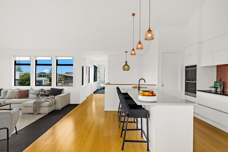 Photo of property in 22 Ida Way, Omaha, 0986