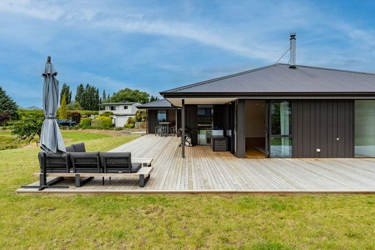 Photo of property in 2 Franks Place, Outram, 9019