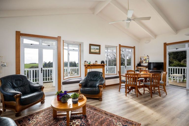 Photo of property in 151 Hickman Road, Urenui, 4375