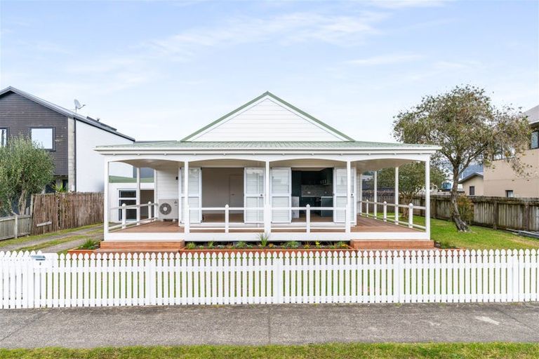 Photo of property in 2 Tokoroa Road, Tairua, 3508
