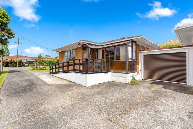 Photo of property in 1/55 Nile Road, Milford, Auckland, 0620