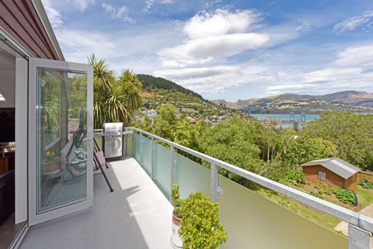 Photo of property in 10a Cornwall Road, Lyttelton, 8082