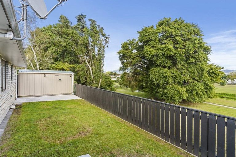 Photo of property in 5c Cameron Road, Te Puke, 3119